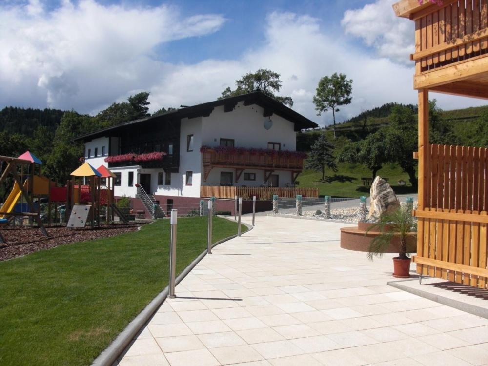 Panoramadorf Saualpe Hotel Eberstein Bagian luar foto