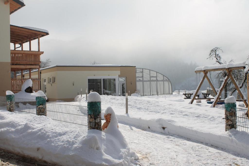 Panoramadorf Saualpe Hotel Eberstein Bagian luar foto