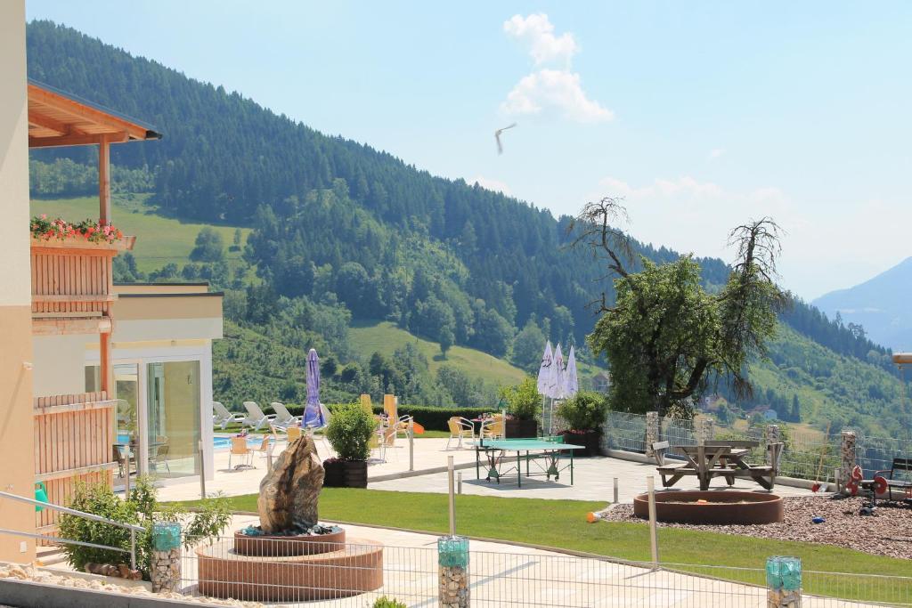 Panoramadorf Saualpe Hotel Eberstein Bagian luar foto