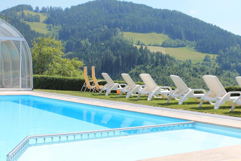 Panoramadorf Saualpe Hotel Eberstein Bagian luar foto