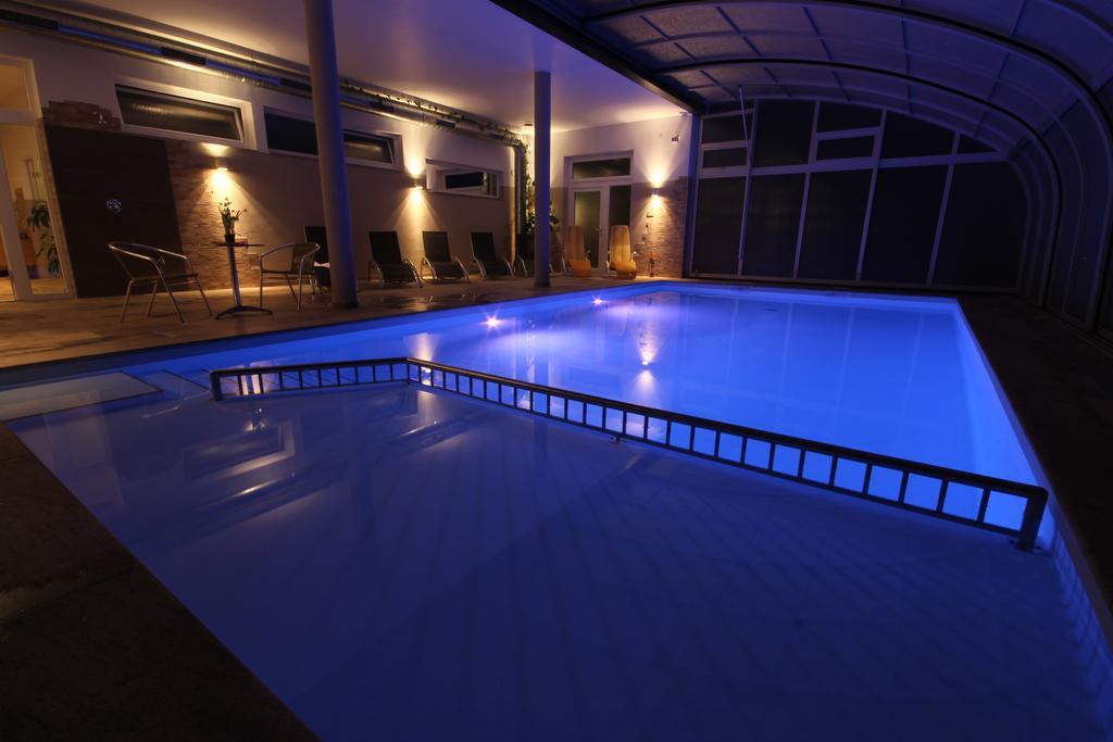 Panoramadorf Saualpe Hotel Eberstein Bagian luar foto