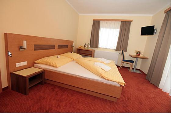 Panoramadorf Saualpe Hotel Eberstein Ruang foto